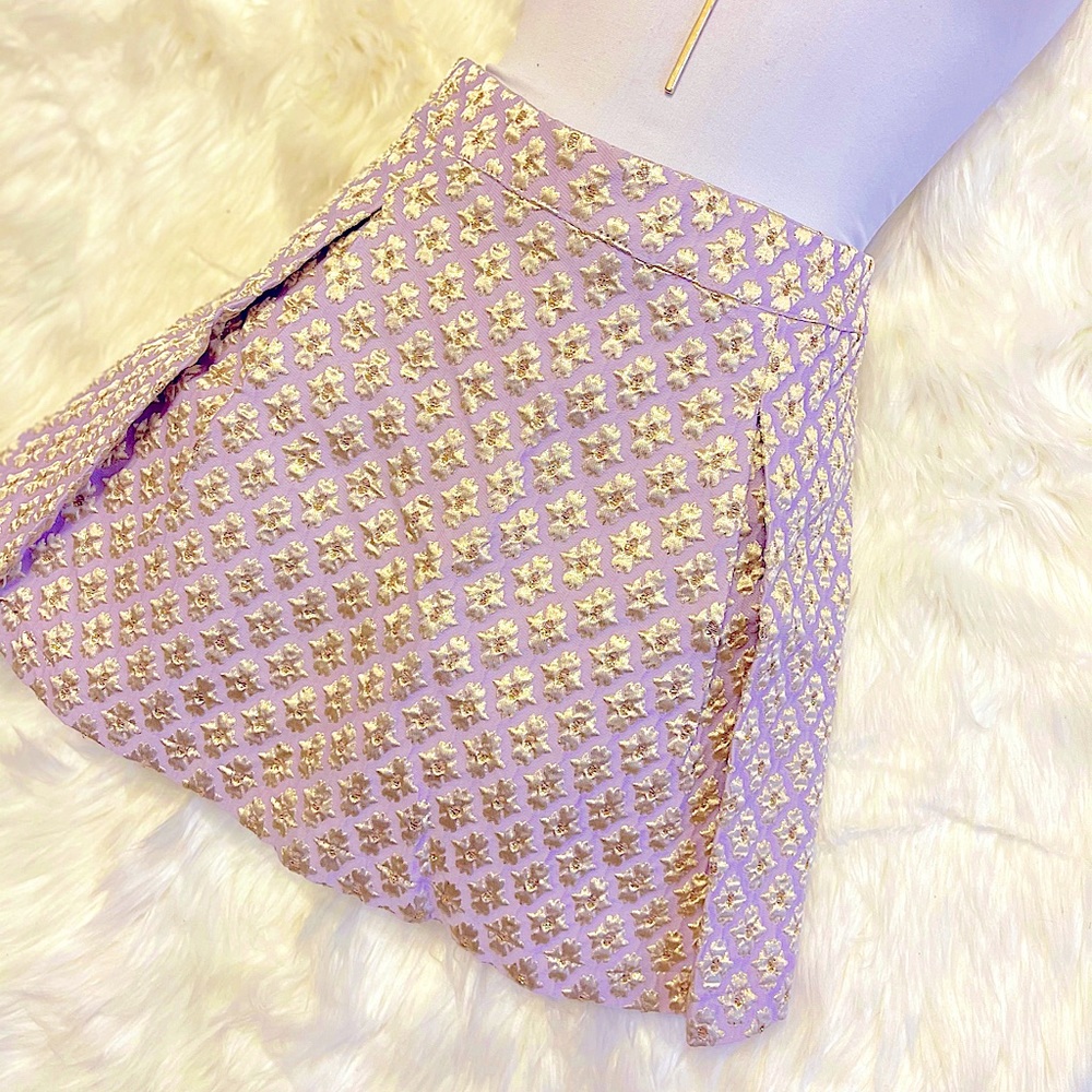 The Cutest Lavender & Gold Pleated Mini Skirt!😍🔥